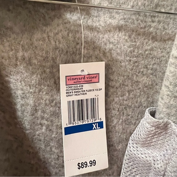 Men’s Vineyard Vines 3/4 zip - Picture 2 of 2